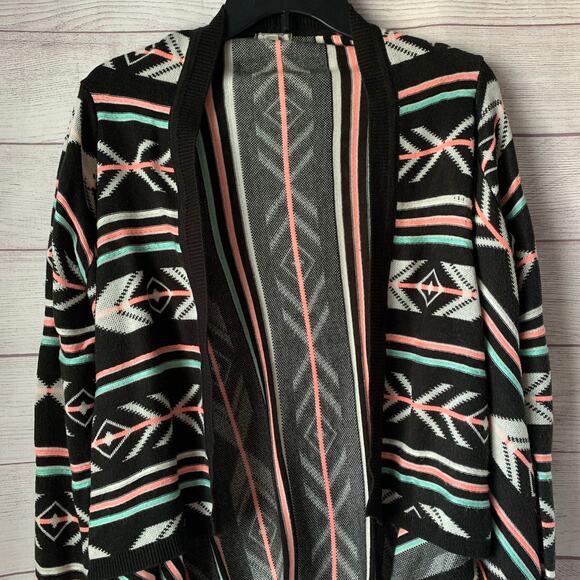 Eyeshadow Geometric Print Cardigan Sweater Open Front Asymmetrical Bottom Size S - Picture 2 of 15